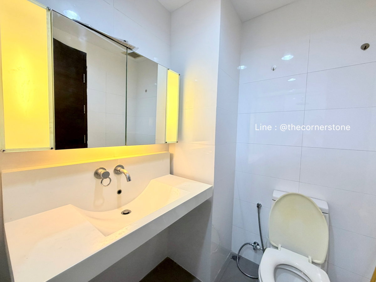 picture For Rent❗️"𝐑𝐡𝐲𝐭𝐡𝐦 𝐑𝐚𝐭𝐜𝐡𝐚𝐝𝐚" 1 Bedroom 1 Bathroom Size 36 Sq.m. Near : MRT-Ratchadapisek - 14/15