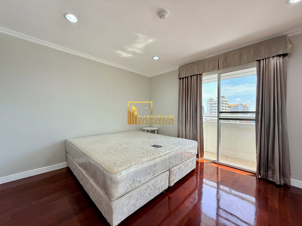 picture Baan Suanpetch | Renovated 2 Bedroom Condo in Phrom Phong - BR60753CD - 9/36