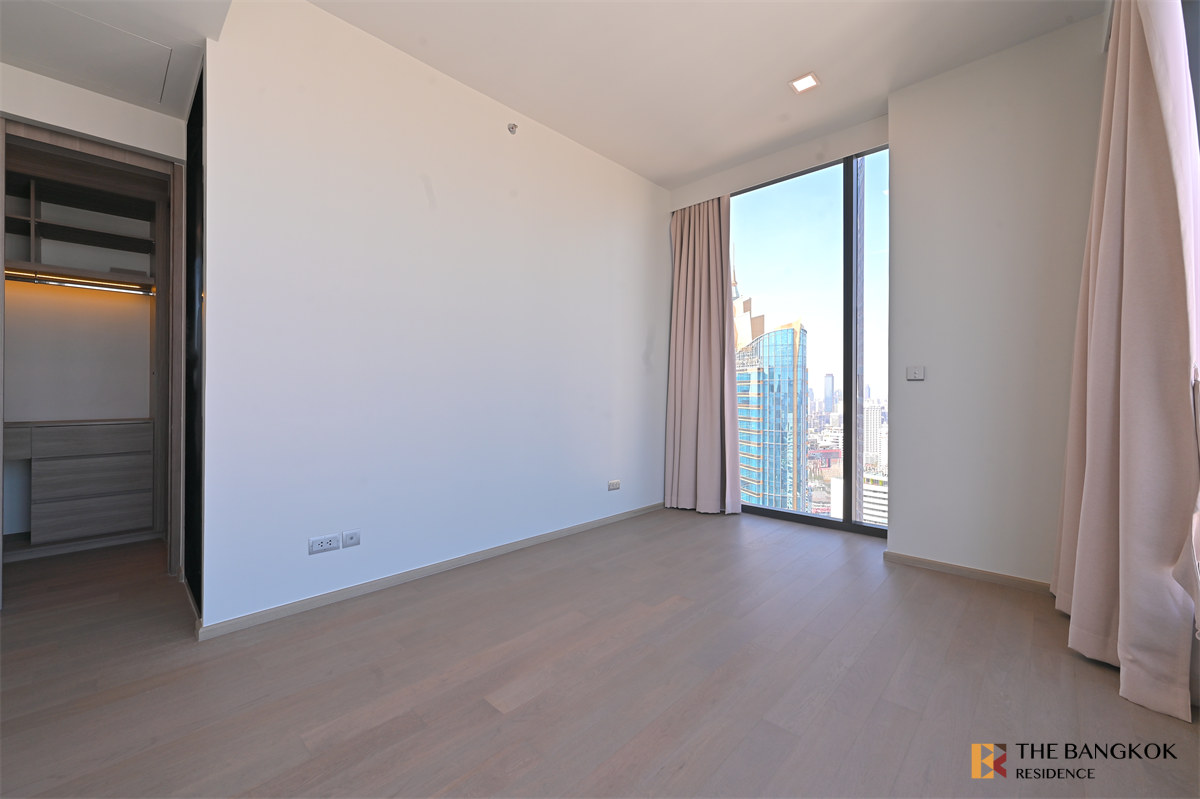 รูป คอนโด Luxury ราคาพิเศษ เซอเลส อโศก ใกล้ BTS สถานีอโศก - รูปที่ 3/10