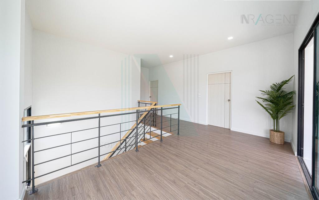 รูป 📌 ขายบ้านเดี่ยว โครงการ เดอะเซ็นโทร วัชรพล 2 ชั้น 3 ห้องนอน 4 ห้องน้ำ - รูปที่ 7/8