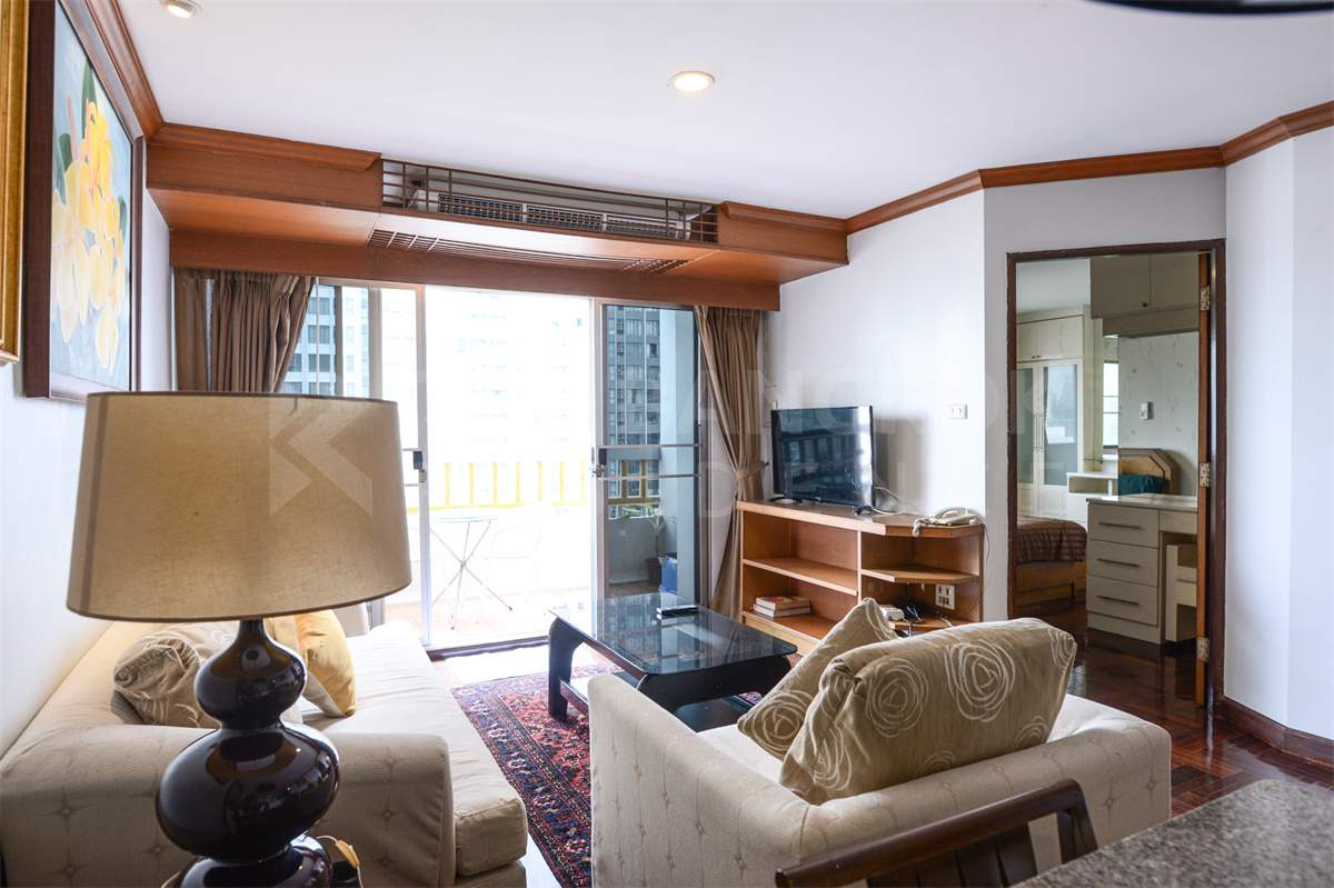 picture Petch 9 Tower Surrounded by Facilities near Airport Rail Link Phaya Thai Station - 2/10