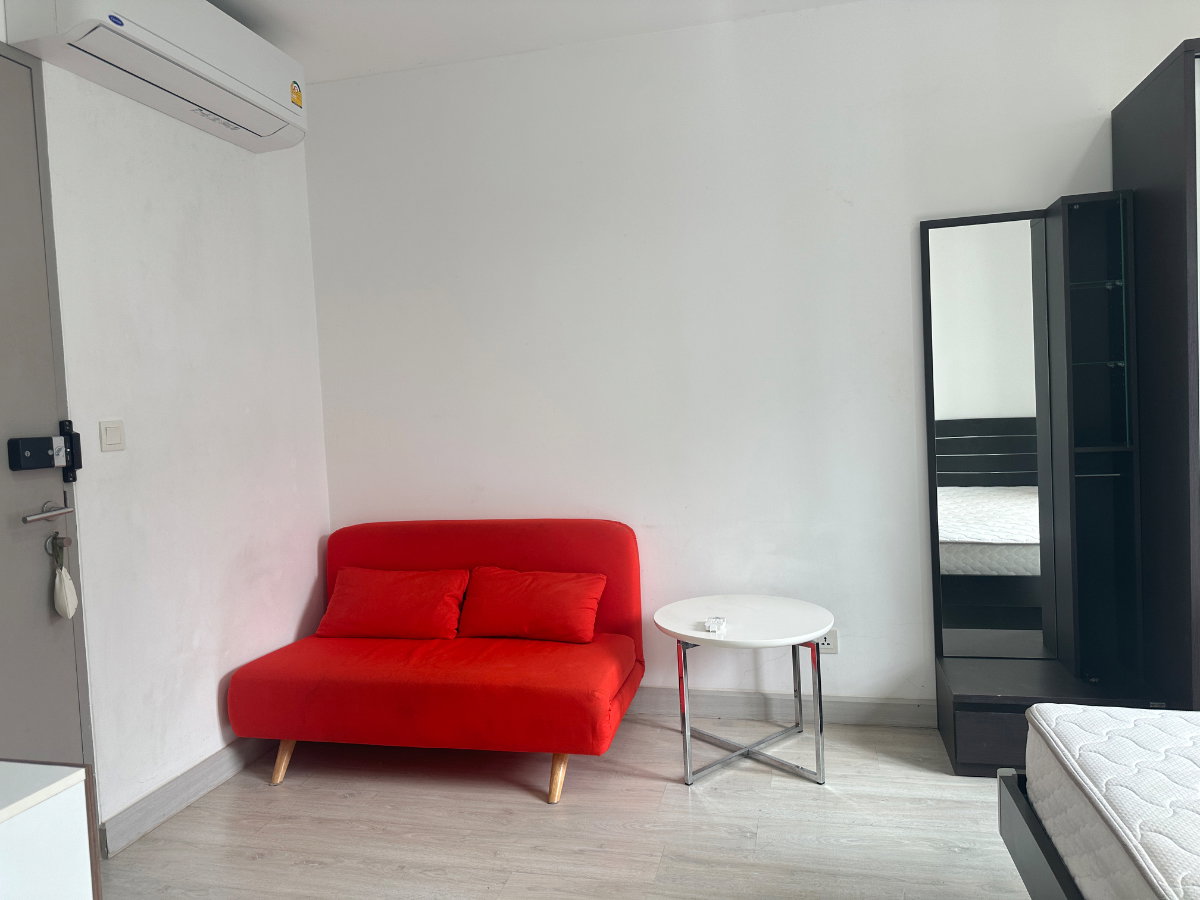 picture Available & Ready to move in! ✨🥰 12,000 THB | Next to BTS On Nut (30 m) | IDEO Mobi Sukhumvit 81 | Contact Line ID: katk03 - 7/17