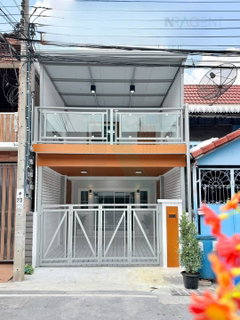 📌 ขายทาวน์เฮาส์ โครงการ พระปิ่น 3 2 ชั้น 3 ห้องนอน 2 ห้องน้ำ