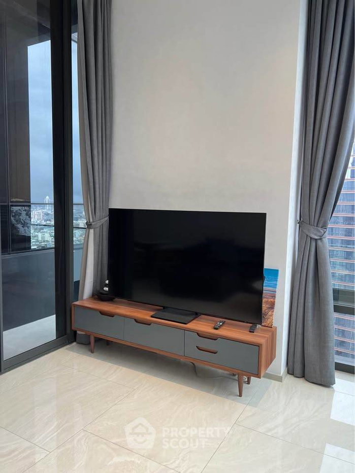 picture Well-Priced 2-BR Condo, Ashton Silom, 31st Floor Near BTS Chong Nonsi (ID 3143813) - 4/17