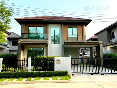 บ้านเดี่ยว ถนนศรีนครินทร์-ร่มเกล้า : 📌 ขายบ้านเดี่ยว โครงการ เวนิว พระราม9 2 ชั้น 3 ห้องนอน 3 ห้องน้ำ