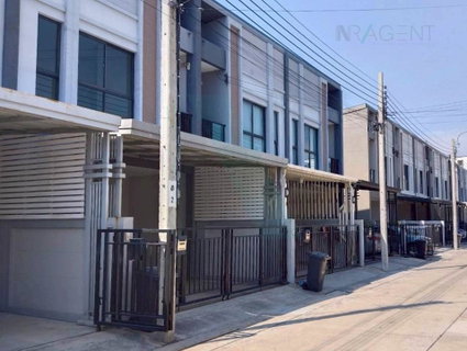 📌 ขายทาวน์เฮาส์ โครงการ เวิร์ฟ เพชรเกษม 81-2 2 ชั้น 3 ห้องนอน 3 ห้องน้ำ