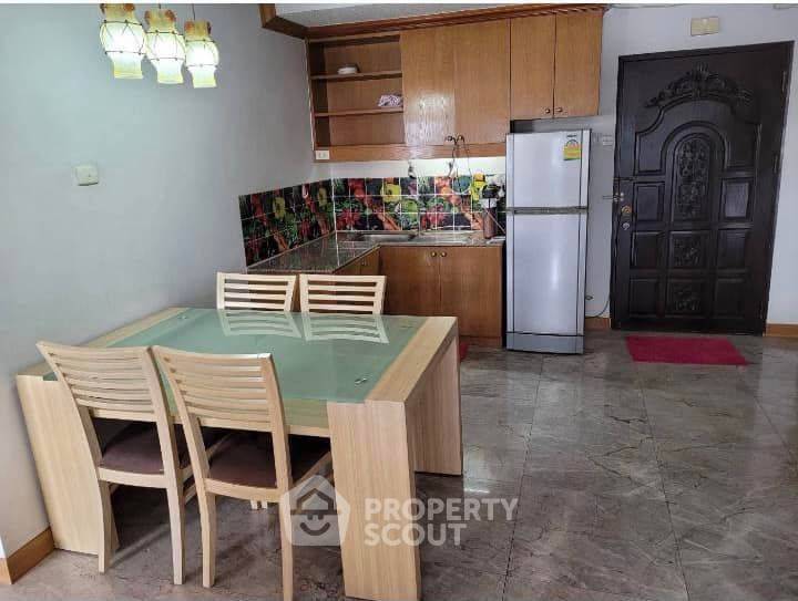 picture 2-BR 80 Sqm On 18th Floor At Srivara Mansion 1, 400m To MRT (ID 567539) - 4/7