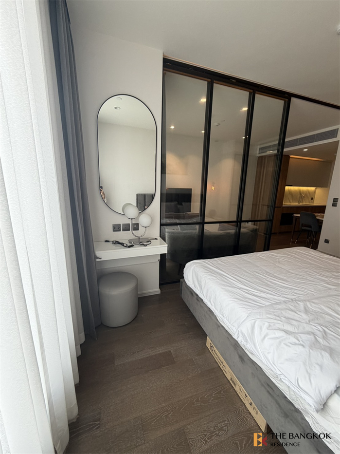 picture Muniq Sukhumvit 23 near MRT Sukhumvit Station - 3/10