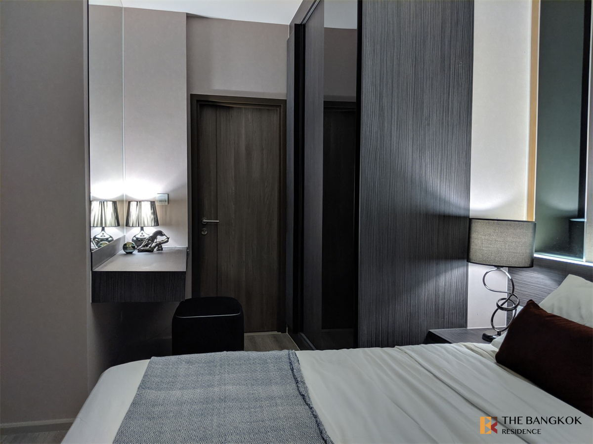 picture Ideo Mobi Asoke Comfortable and Ready to Move-in near MRT Phetchaburi Station - 8/10