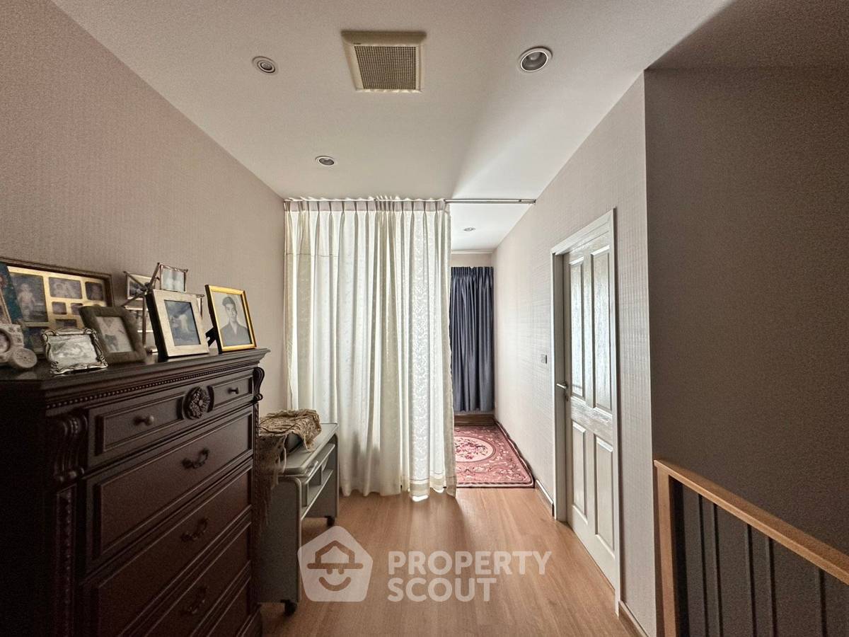 รูป บ้าน 3 ห้องนอน ขาย พัสสร เพรสทีจ บางนา-สุวรรณภูมิ 📍 เลี้ยงสัตว์ได้ (ID 3148275) - รูปที่ 17/17