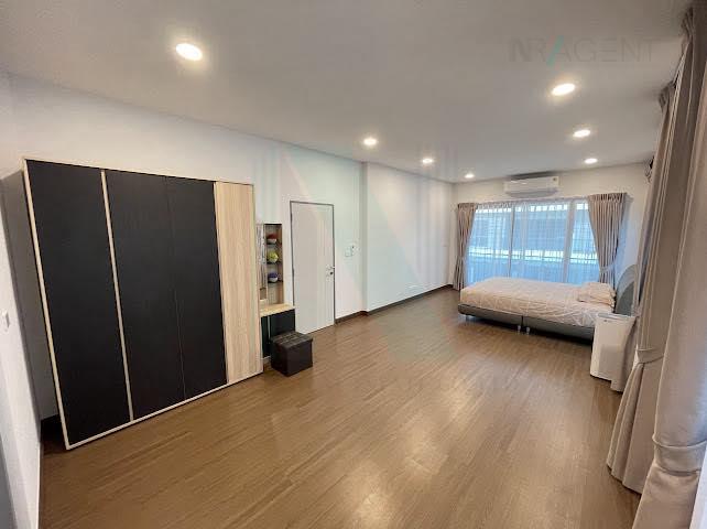รูป 📌 ให้เช่าบ้านเดี่ยว 2 ชั้น เดอะ ซิตี้ บางนา 4 ห้องนอน 5 ห้องน้ำ - รูปที่ 6/8