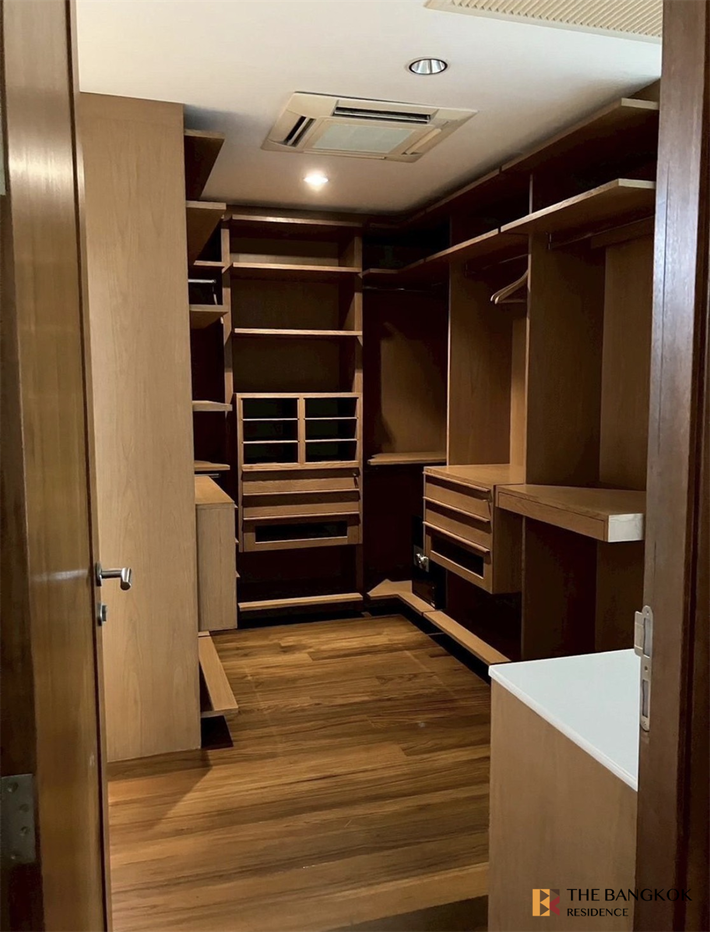 picture Ultimate Luxury Lifestyle with Convenience Ficus Lane near BTS Phra Khanong - 7/10