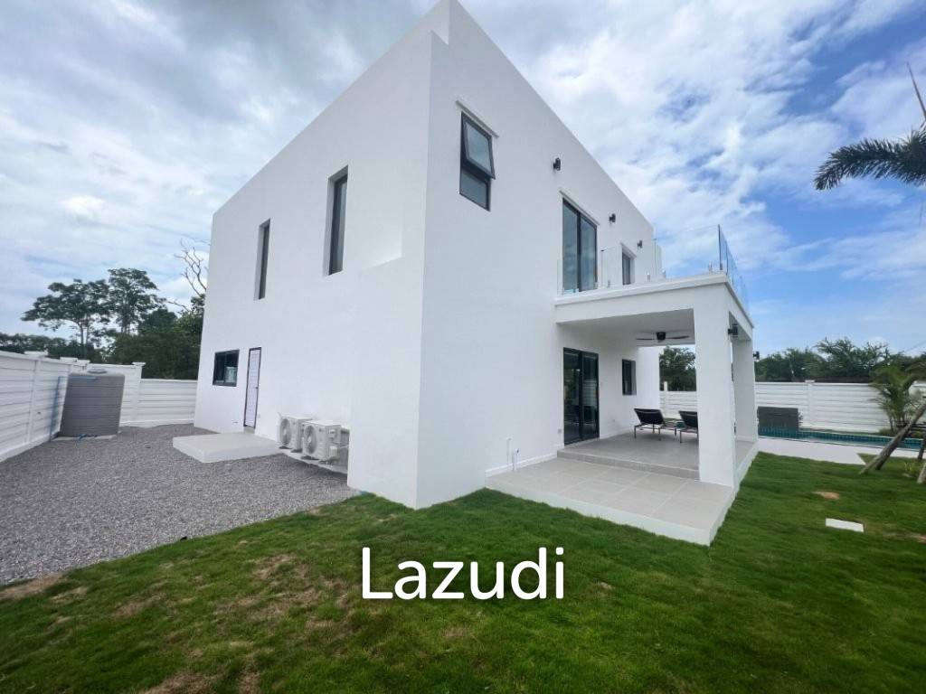 รูป SOI 102 : 2 storey luxury 4 bed pool villa - รูปที่ 38/47