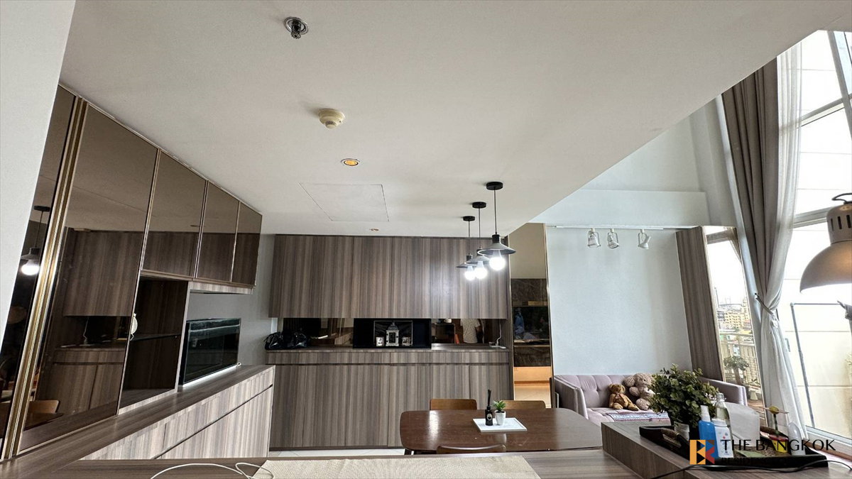 รูป 🌆The Empire Place ห้อง Duplex 2 ชั้น ใจกลางเมือง ห้องโปร่ง พร้อมวิวเมือง✨ ใกล้ BTS ช่องนนทรี - รูปที่ 3/10
