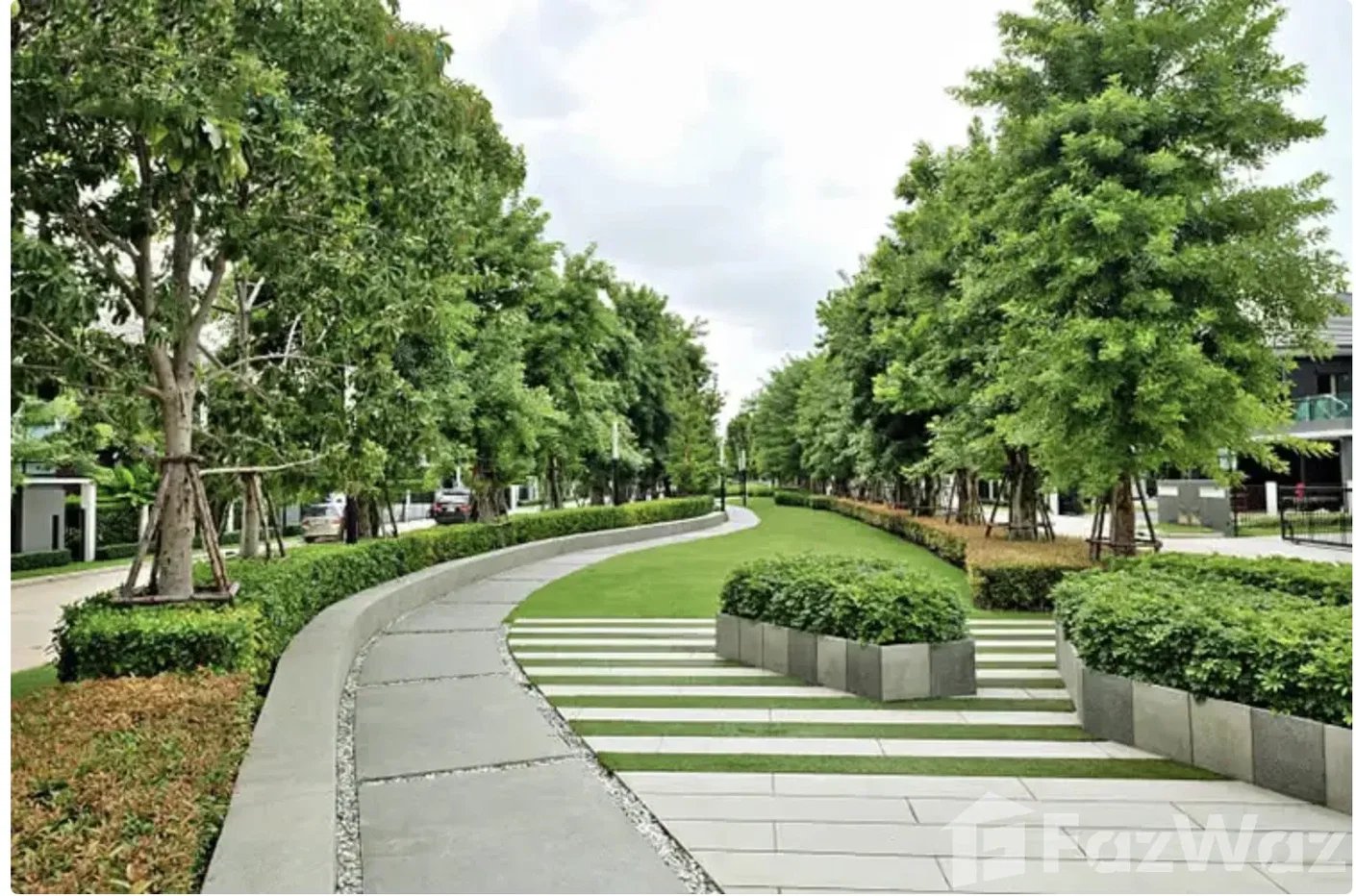 รูป 🏡 Luxury Family Home for Rent | Setthasiri Krungthep Kretha 6631009 - รูปที่ 4/31