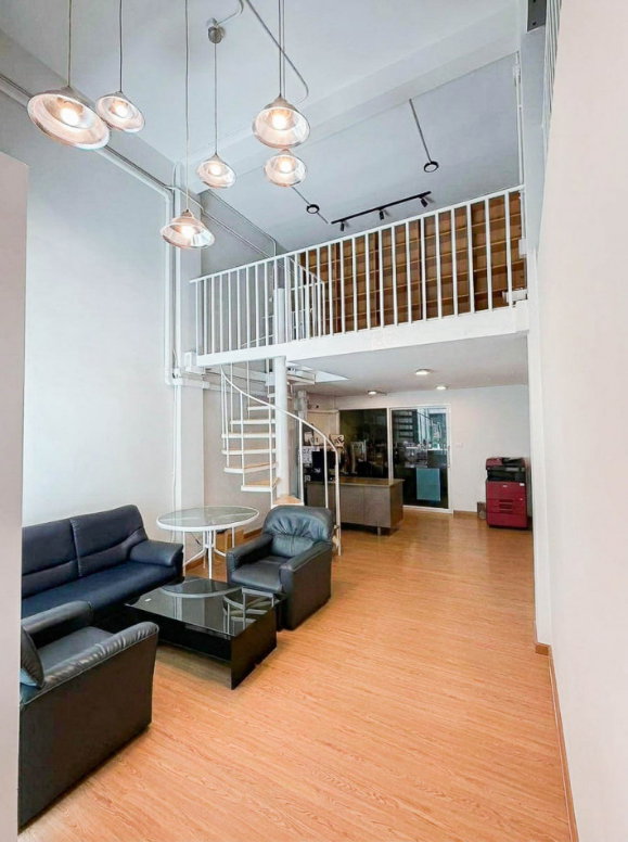 picture Office space for rent, 1.5 stories, Soi Chan 16. Ready to use as an office. - 2/8