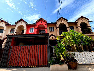 ขายทาวน์โฮม : 🔥 ทาวน์โฮม 2 ชั้น โซนดอนเมือง เพียง 1.85 ล้านบาท! 🏡 หมู่บ้านรัตนาวลัย 🏡