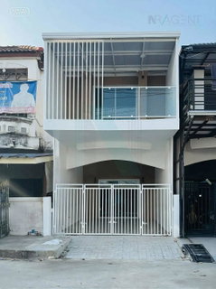 📌 Townhouse for sale in Piyawararom Phase 2, 2 stories, 3 bedrooms, 2 bathrooms.