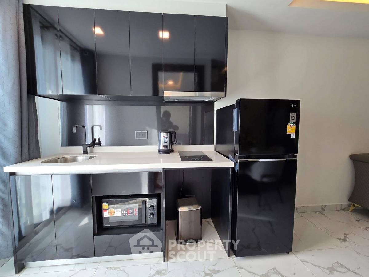 รูป คอนโด 1 ห้องนอน ชั้นสูง 24 ชั้น โครงการ Arcadia Millennium Tower ใกล้พัทยาใต้ (ID 3147314) - รูปที่ 9/11