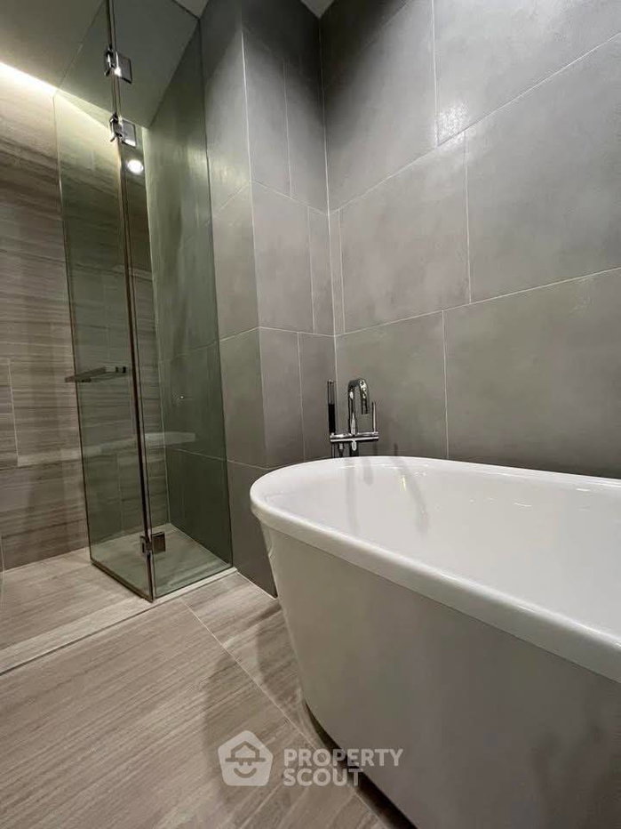 รูป 2 ห้องนอน 77 ตร.ม. ชั้น 23 The Diplomat Sathorn ใกล้ BTS สะพานปลี 90 ม. (ID 3147513) - รูปที่ 16/17