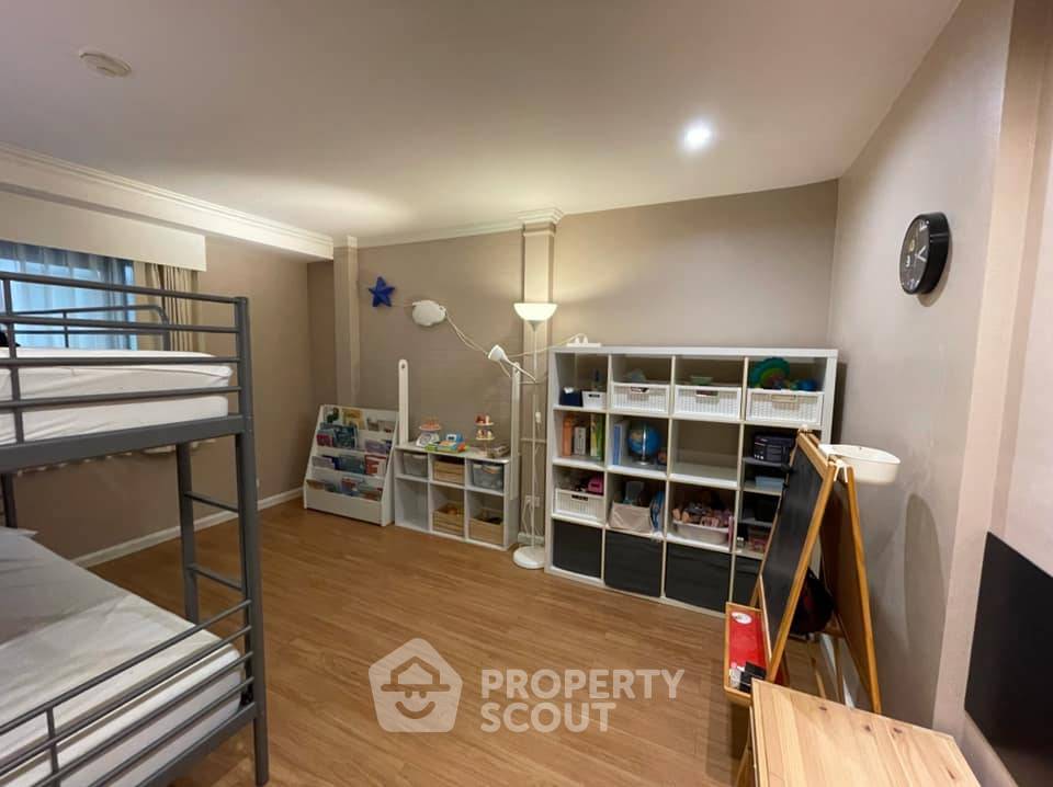 picture Pet-Friendly 3-BR 120 Sqm High-Floor Condo, Top View Tower, BTS Thong Lor 300m (ID 491704) - 9/15