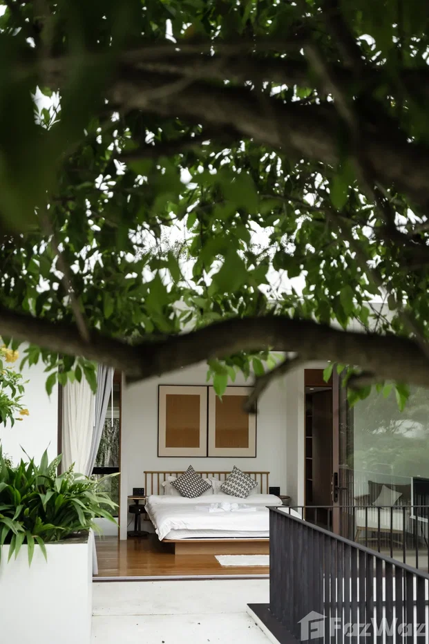 picture Brand-New 4-Bed Luxury Villa with Rooftop & Mineral Pool 5593131 - 35/43