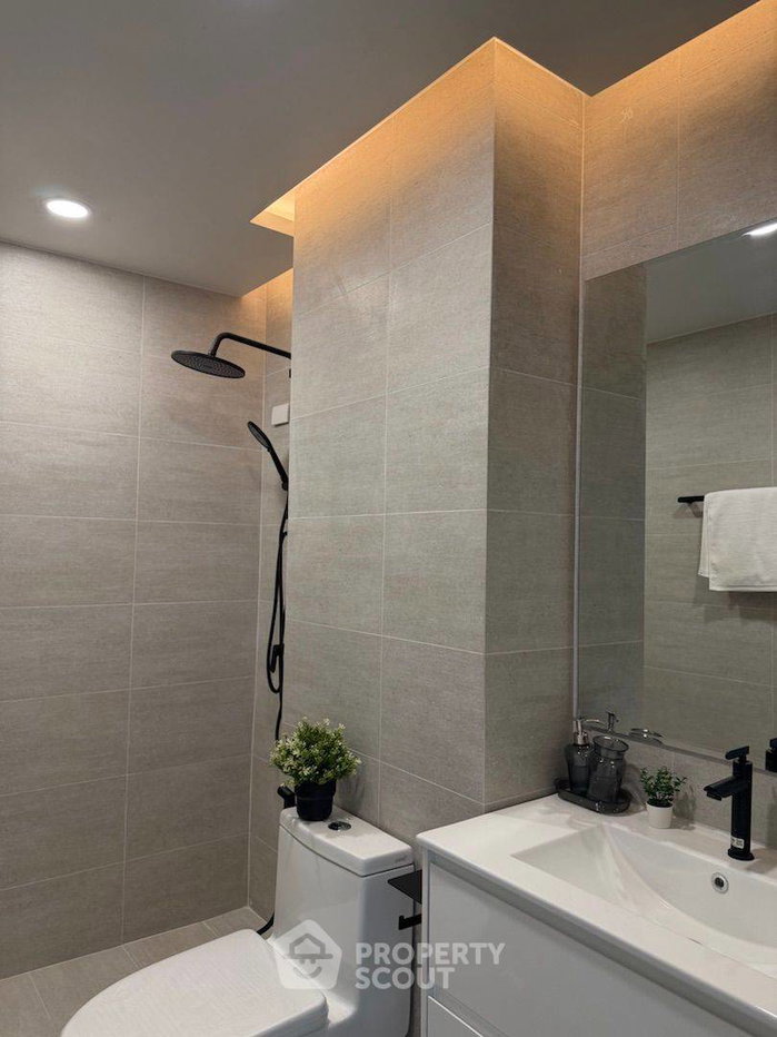picture 2-BR Condo For Sale, Sarin Place Condominium | BTS Ratchayothin (ID 3125295) - 10/20