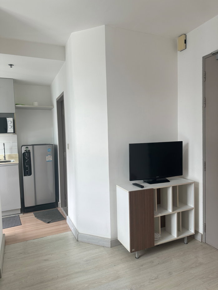 picture Available & Ready to move in! ✨🥰 12,000 THB | Next to BTS On Nut (30 m) | IDEO Mobi Sukhumvit 81 | Contact Line ID: katk03 - 10/17