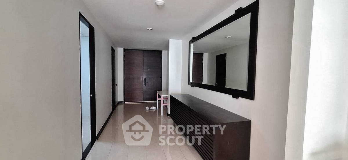 picture 3-BR 170 Sqm At Avenue 61 Condo, 400m to BTS Thong Lor (ID 3146187) - 9/16