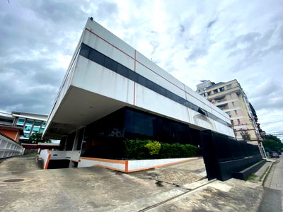 เช่าโรงงาน วิทยาลัยพณิชยการบางนา : ปล่อยเช่าคลังสินค้า ย่านบางนา-ตราด กม.5