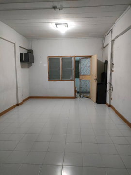 ให้เช่าด่วน 2700 บาท/เดือน สินธานีคอนโด