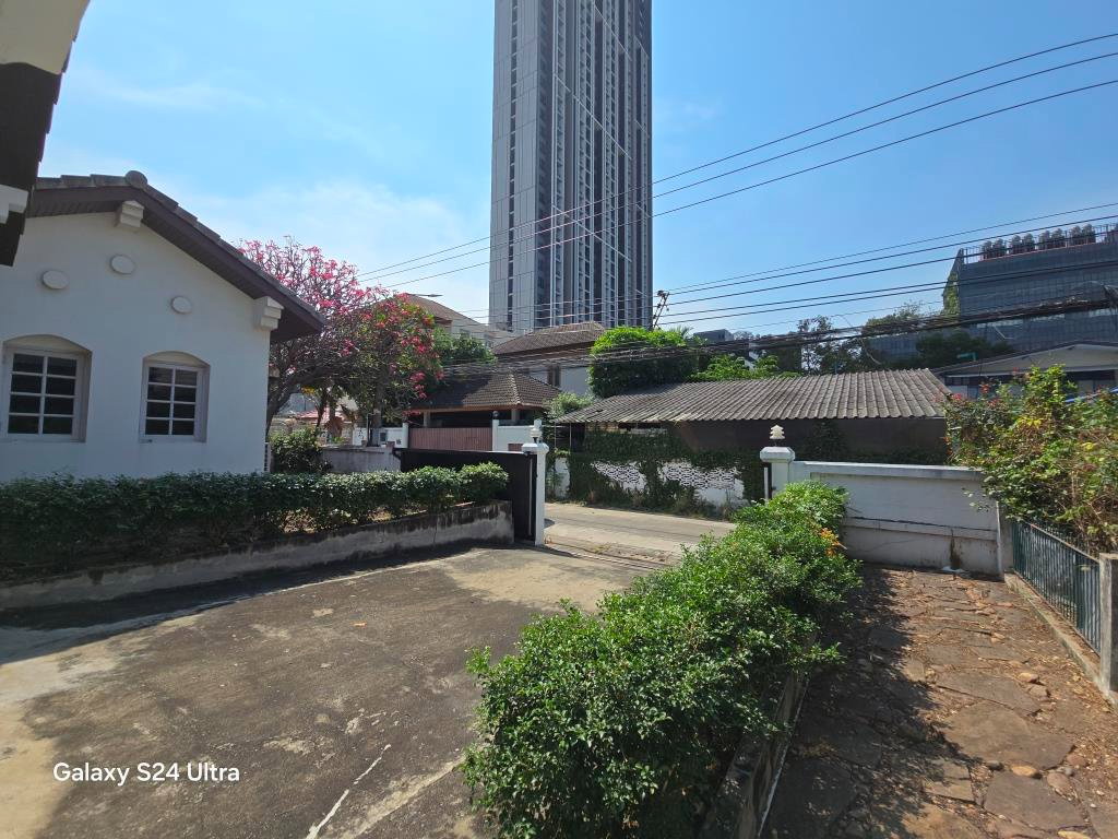 รูป บ้านเดี่ยว 4 ห้องนอน ให้เช่า ถนนสุขุมวิท101 ซอยปุณณวิถี 10-15 นาทีเดินถึงบีทีเอสปุณณวิถี - รูปที่ 63/67