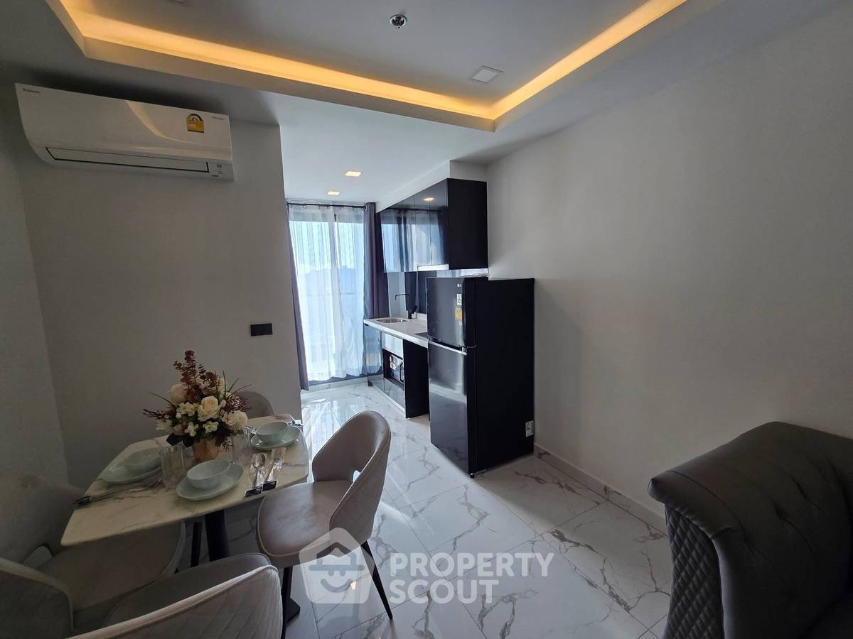 รูป คอนโด 1 ห้องนอน ชั้นสูง 24 ชั้น โครงการ Arcadia Millennium Tower ใกล้พัทยาใต้ (ID 3147314) - รูปที่ 2/11