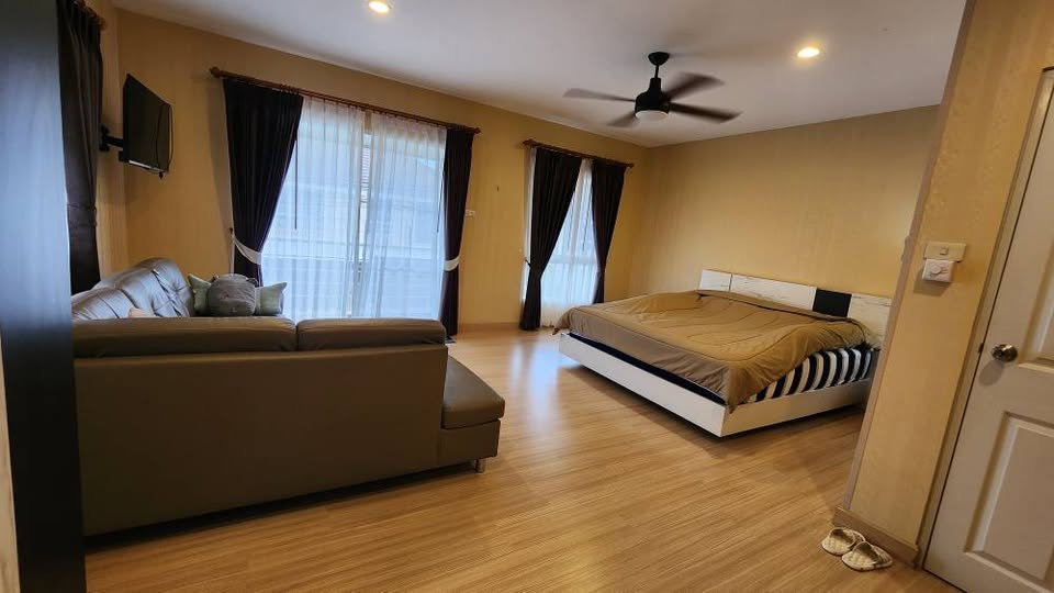รูป 🏡 ให้เช่าด่วน! บ้านเดี่ยว 2 ชั้น แต่งครบ หิ้วกระเป๋าเข้าอยู่ได้เลย โครงการกาญจน์กนกวิลล์ 15 📞 063-6649056 - รูปที่ 12/26