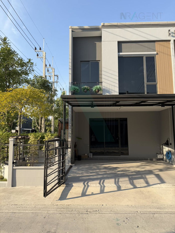 รูป 📌 ขายทาวน์เฮาส์ โครงการ พลีโน่ สุขุมวิท - บางนา 2 2 ชั้น 2 ห้องนอน 2 ห้องน้ำ - รูปที่ 1/8
