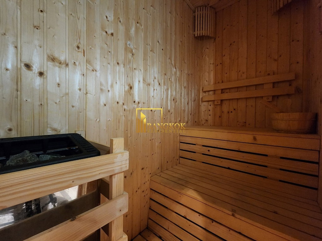 รูป Renovated 4 Bedroom Apartment in Asoke - BR20992AP - รูปที่ 44/49