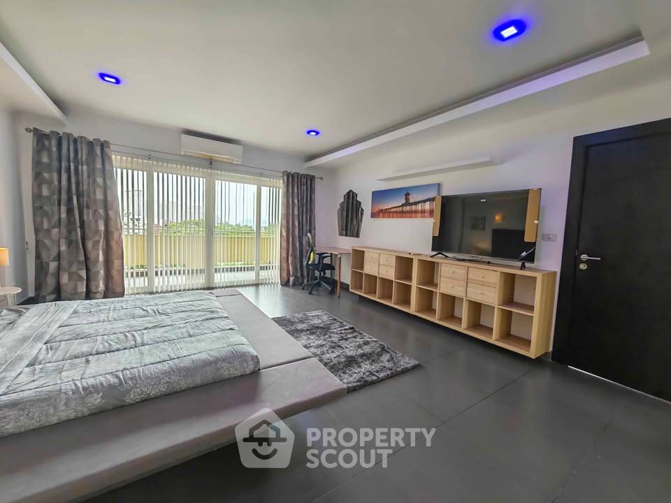 รูป คอนโด 1 ห้องนอน 126 ตร.ม. วิวท่าลาย เรสซิเดนซ์ 5 พัทยา (เลี้ยงสัตว์ได้) (ID 3146598) - รูปที่ 11/17