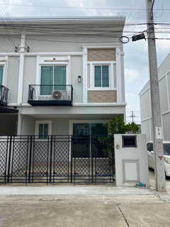 📌 ขายทาวน์เฮาส์ โครงการ ดิ ไอเฟล รามคำแหง-มิสทีน 2 ชั้น 3 ห้องนอน 3 ห้องน้ำ