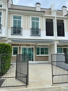 sss573 For Sale: 2-story townhome, Indy 2 Bangna-Ramkamhaeng 2, near Mega Bangna and Lotus Bangna. Prime location in the area. East-facing.