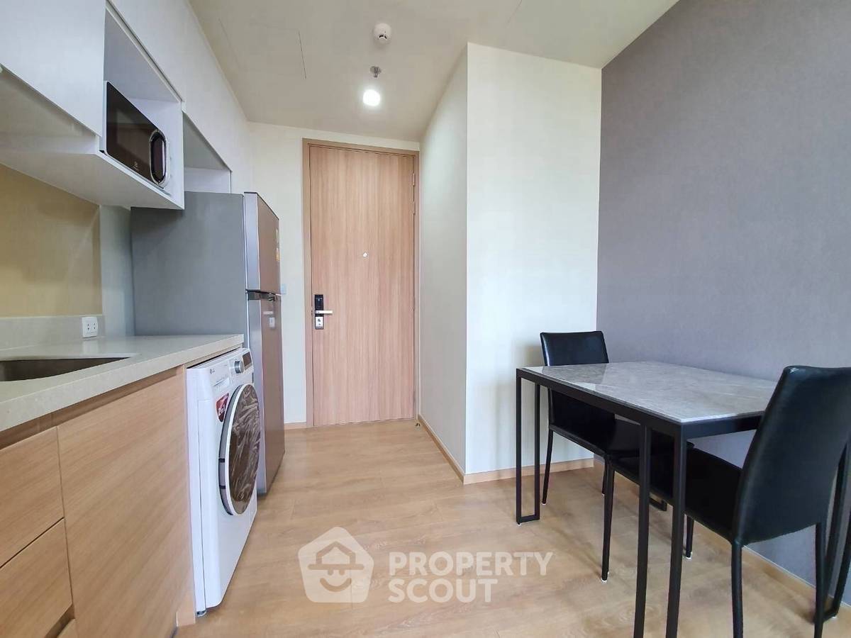 picture 1-BR Condo Noble Around Sukhumvit 33, Near BTS Phrom Phong (ID 2977779) - 8/18