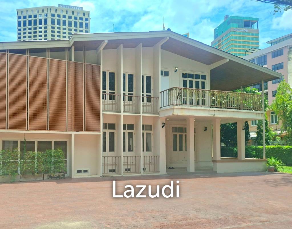 รูป บ้านเดี่ยวโมเดิร์น 280 ตร.ม. ที่ดิน 600 ตร.ม. ทำเลย่านคลองเตย - รูปที่ 1/25
