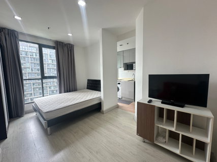 รูปภาพ Available & Ready to move in! ✨🥰 12,000 THB | Next to BTS On Nut (30 m) | IDEO Mobi Sukhumvit 81 | Contact Line ID: katk03