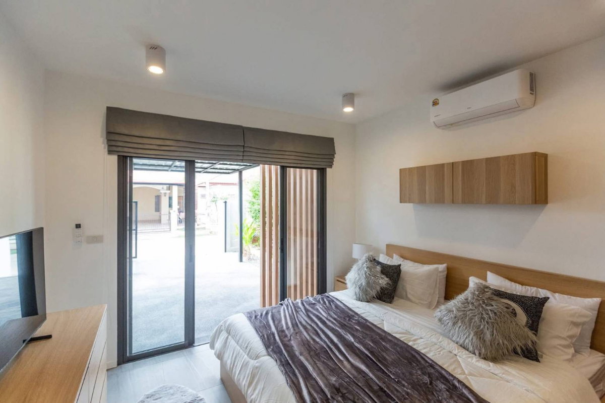 รูป ขาย บ้านเดี่ยวพร้อมสระว่ายน้ำ หมู่บ้านกาดฝรั่ง หางดง เชียงใหม่ ใกล้โรงเรียนนานาชาติหลายแห่ง (H552) T.0946511456 - รูปที่ 11/15
