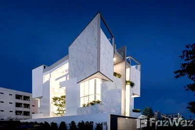 Houses for sale Bangkok : 4 Bedroom House for sale at D8 Ekkamai - Ramintra  6636367