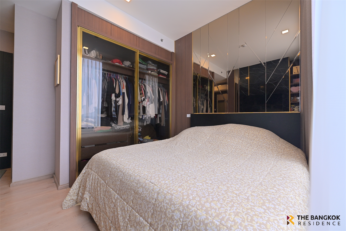 picture Centric Ratchayothin near BTS Ratchayothin Big discount, full deal - 10/10