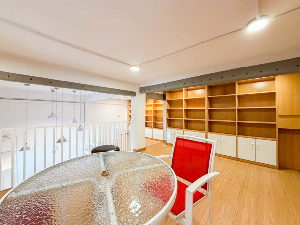 picture Office space for rent, 1.5 stories, Soi Chan 16. Ready to use as an office. - 7/8