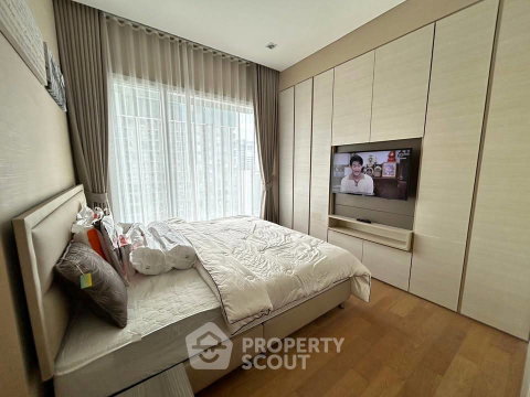 1-BR Condo The Saint Residences High-Floor 28th, 100m to MRT Phahon Yothin (ID 3147154)