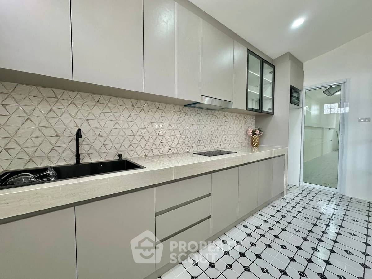 รูป บ้าน 3 ห้องนอน ขายได้ เป็นมิตรกับสัตว์เลี้ยง หมู่บ้านเอกมงคล 4 (ID 3147698) - รูปที่ 9/21