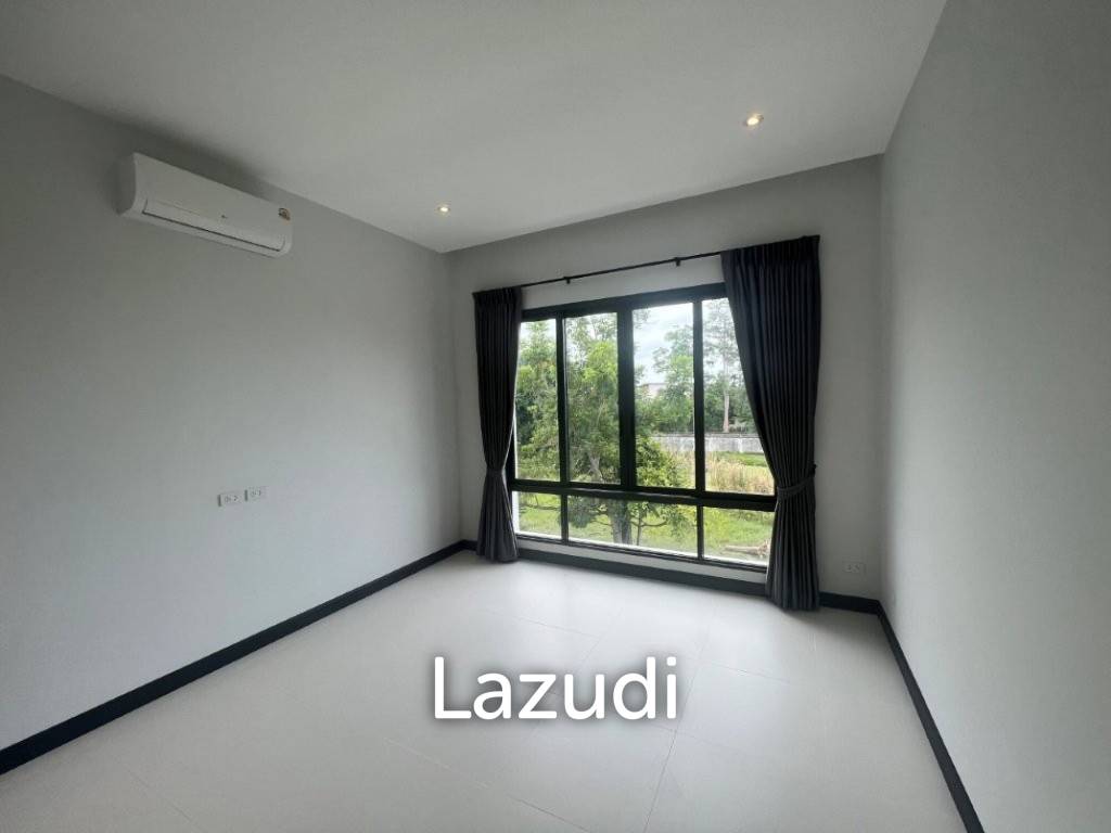 รูป SOI 102 : 2 storey luxury 4 bed pool villa - รูปที่ 22/47
