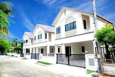 เช่าบ้านเดี่ยว เชียงใหม่ : 🏡 ให้เช่าด่วน! บ้านใหม่ พร้อมเฟอร์นิเจอร์ โครงการกุลพันธ์ 9 หางดง 📞 063-664-9056